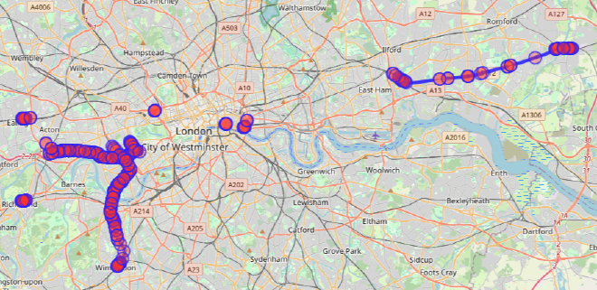 Karte von London mit Markierungen. Die Linie ist im Zentrum der Stadt unterbrochen. 